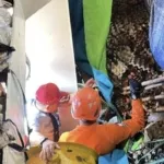 Kapal Miring di Pelabuhan Semayang, Satu Penumpang Tewas Tertindih Truk