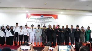 Wabup Ikhwan Kukuhkan PAW Kades Atang Pait dan Anggota BPD Lima Desa di Paser