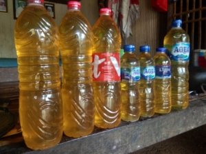 Pedagang di Kukar Diingatkan Tidak Kemas Minyak Goreng Curah dengan Botol Bekas