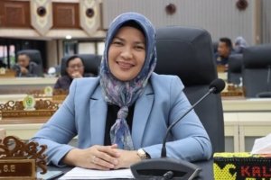 Rencana Pengadaan Mobil Dinas AKD DPRD Kaltim Rp6,8 Miliar Ditolak Wakil Ketua DPRD Kaltim Yenni Eviliana