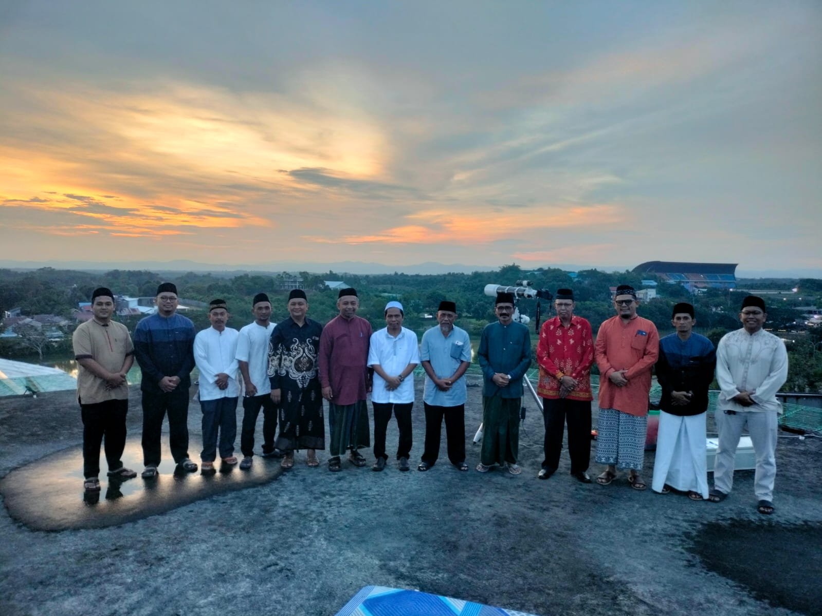 Pemantauan Hilal di Paser Terkendala Bukit, Hasil Tetap Dilaporkan ke Pusat