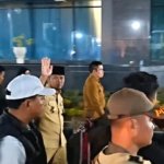 Gubernur Kaltim Tinggalkan Kantor Tanpa Pernyataan Usai Aksi Massa