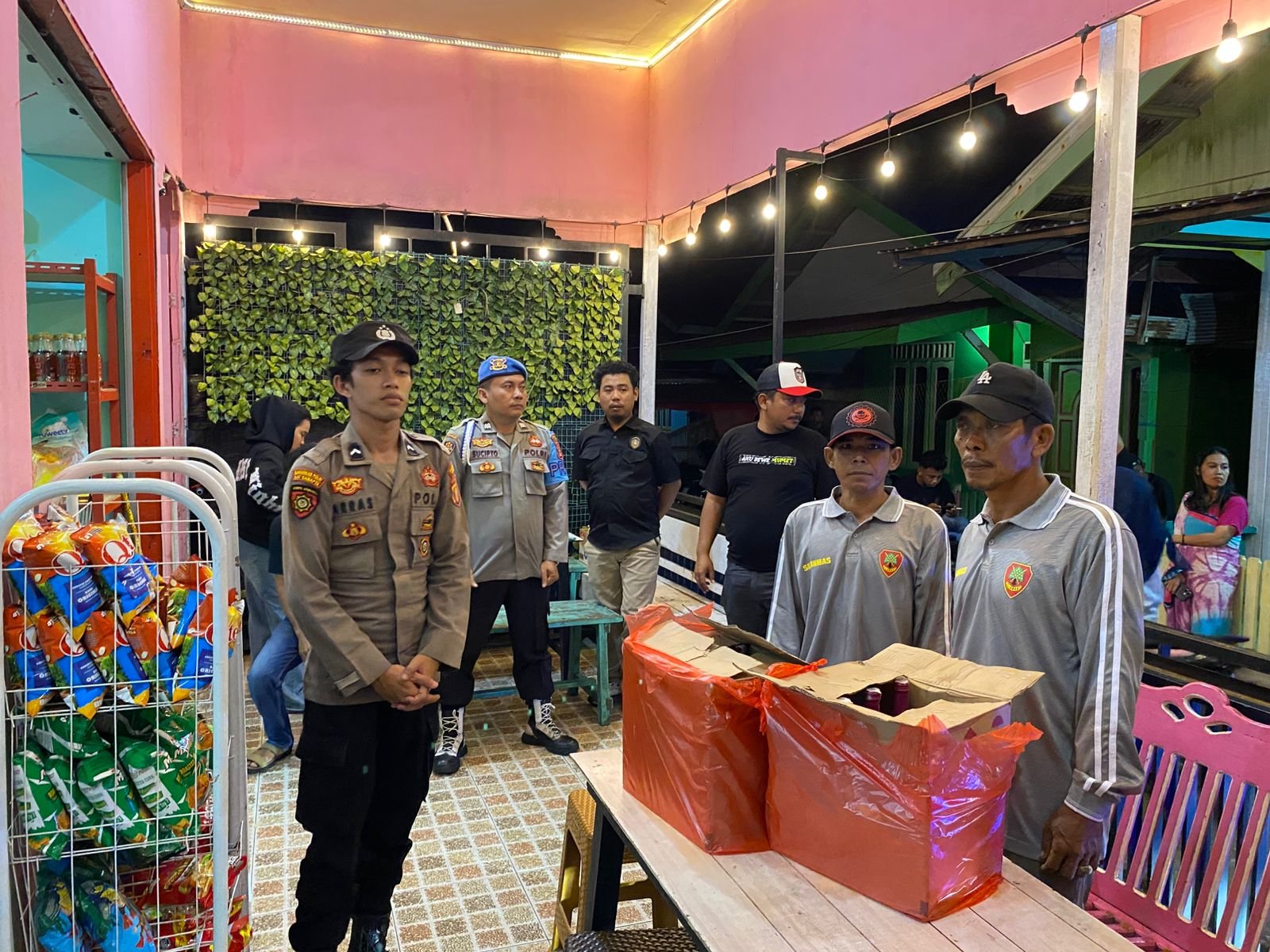 Keluhan Warga Picu Penertiban, Dua Karaoke di Tanjung Harapan Tutup Operasional