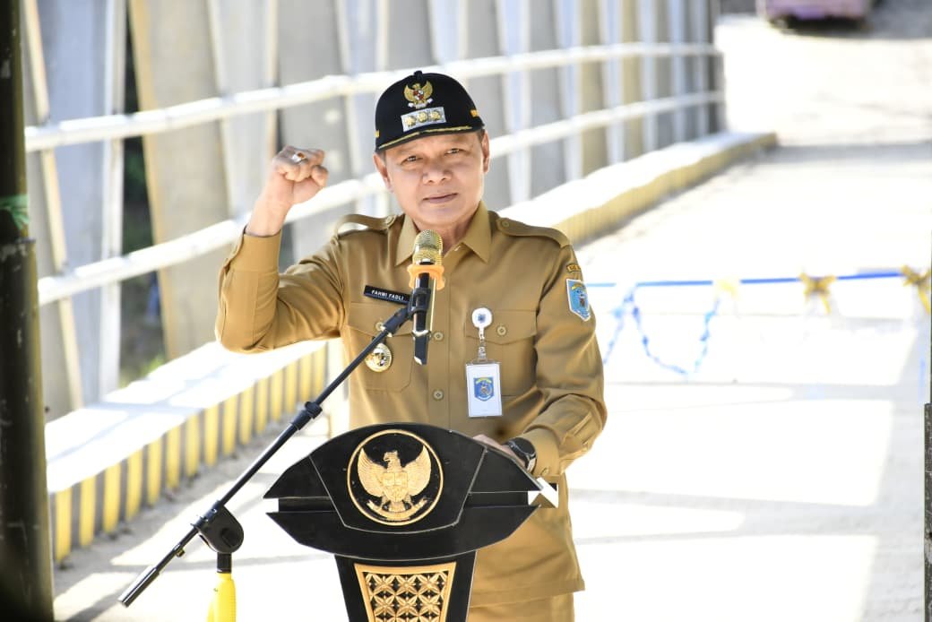 Resmikan Dua Jembatan, Bupati Fahmi: Pelosok Desa Berhak Menikmati Pembangunan